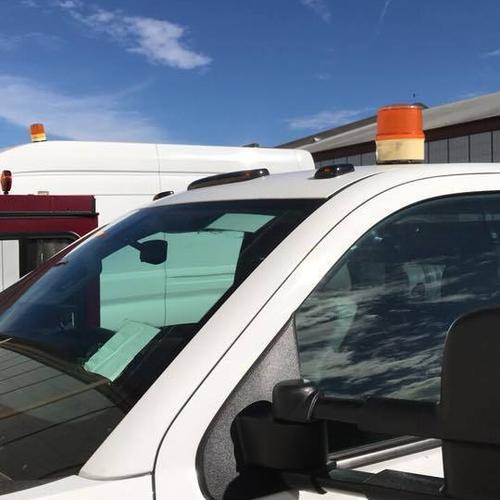 Solar Powered Flashing Beacon Dusk to Dawn Mag Mount